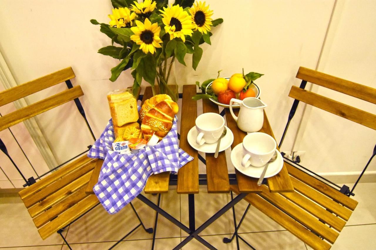 Bed and Breakfast Ninarella Napoli Экстерьер фото