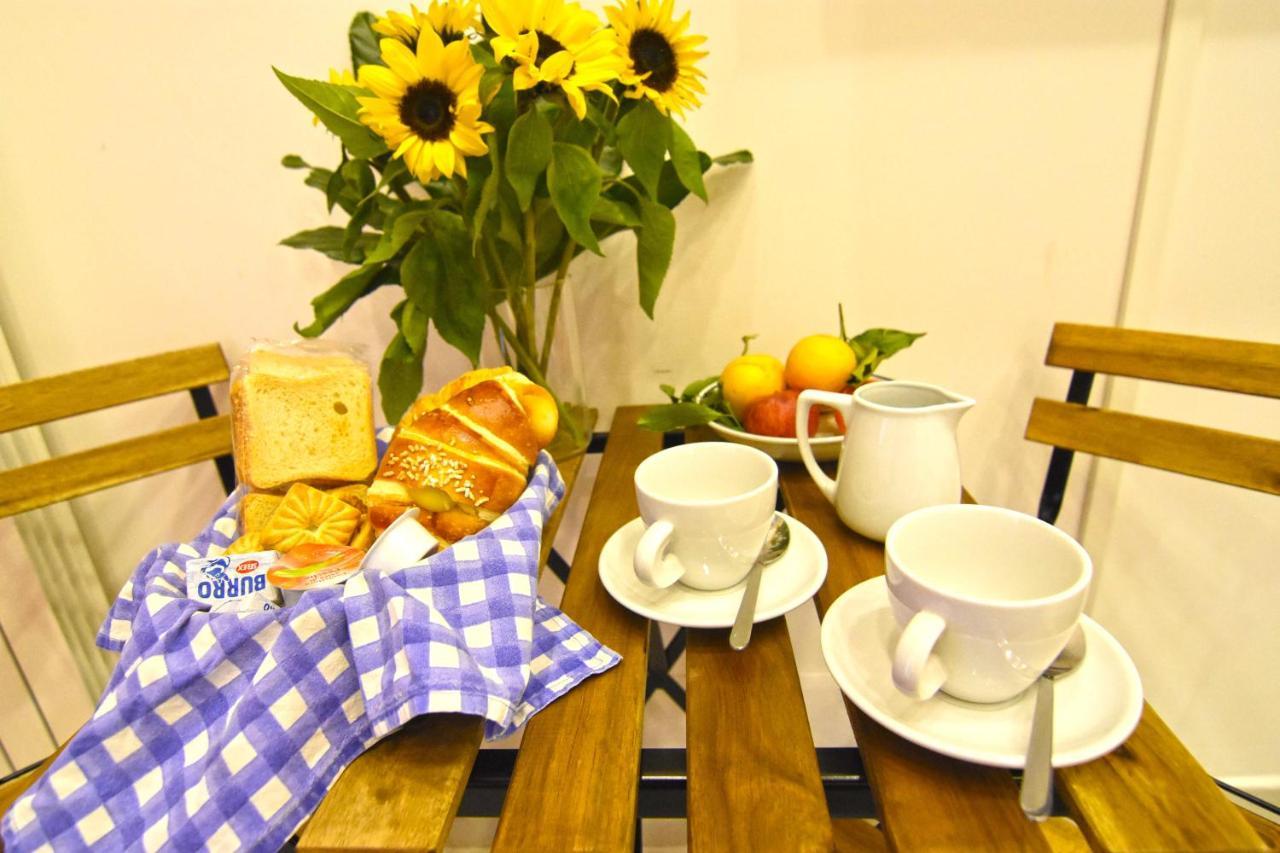 Bed and Breakfast Ninarella Napoli Экстерьер фото