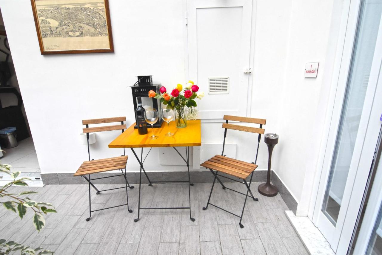 Bed and Breakfast Ninarella Napoli Экстерьер фото